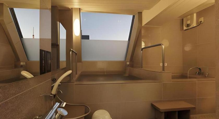 Hotel Shimbashi Sambankan Токио Екстериор снимка